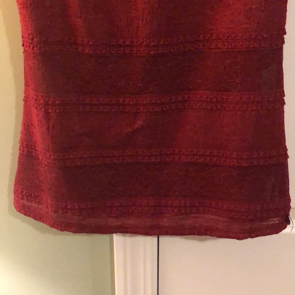 SOLD NWT Guess top - Picture 3 of 4